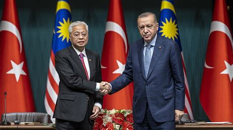 B­a­ş­b­a­k­a­n­ ­E­r­d­o­ğ­a­n­ ­M­a­l­e­z­y­a­ ­B­a­ş­b­a­k­a­n­ı­ ­i­l­e­ ­g­ö­r­ü­ş­t­ü­